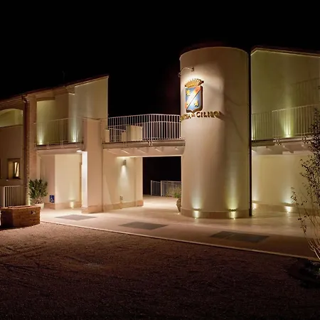 Contea Dei Ciliegi ペダーゾ