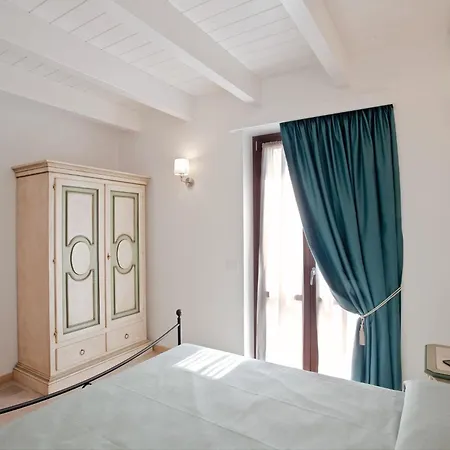 アパート Contea Dei Ciliegi ペダーゾ